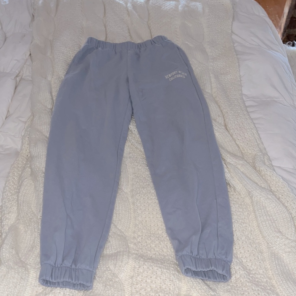 Brandy Melville rosa sweats